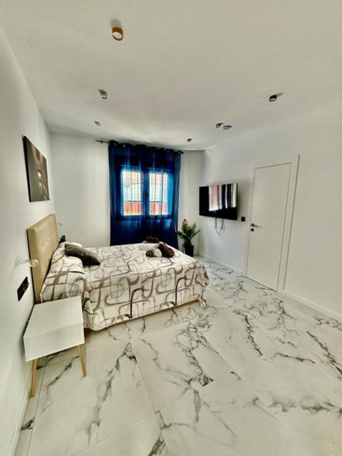 Vila Lova- Luxury Apartments Рокетас-де-Мар Экстерьер фото